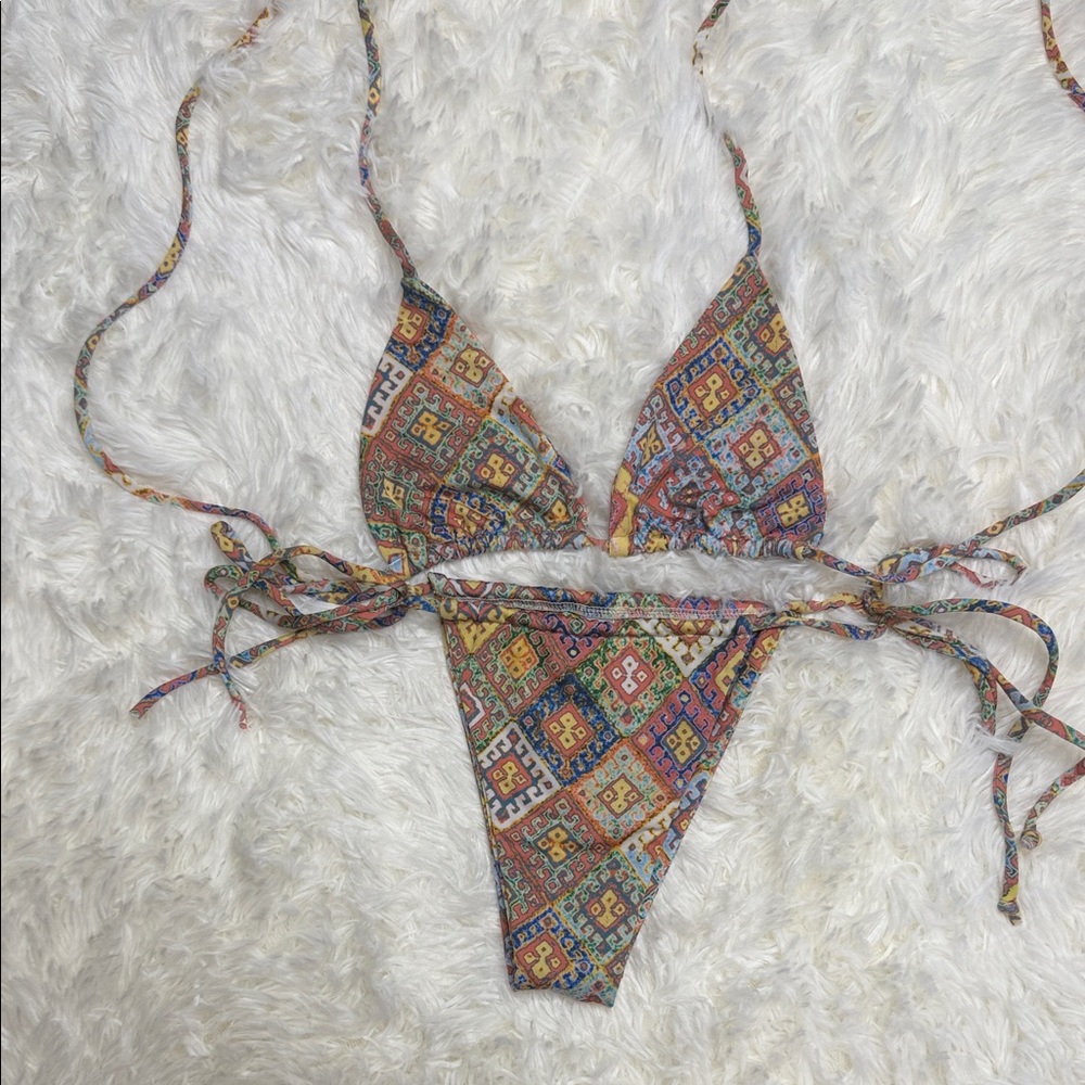 Andi Bagus Bikini